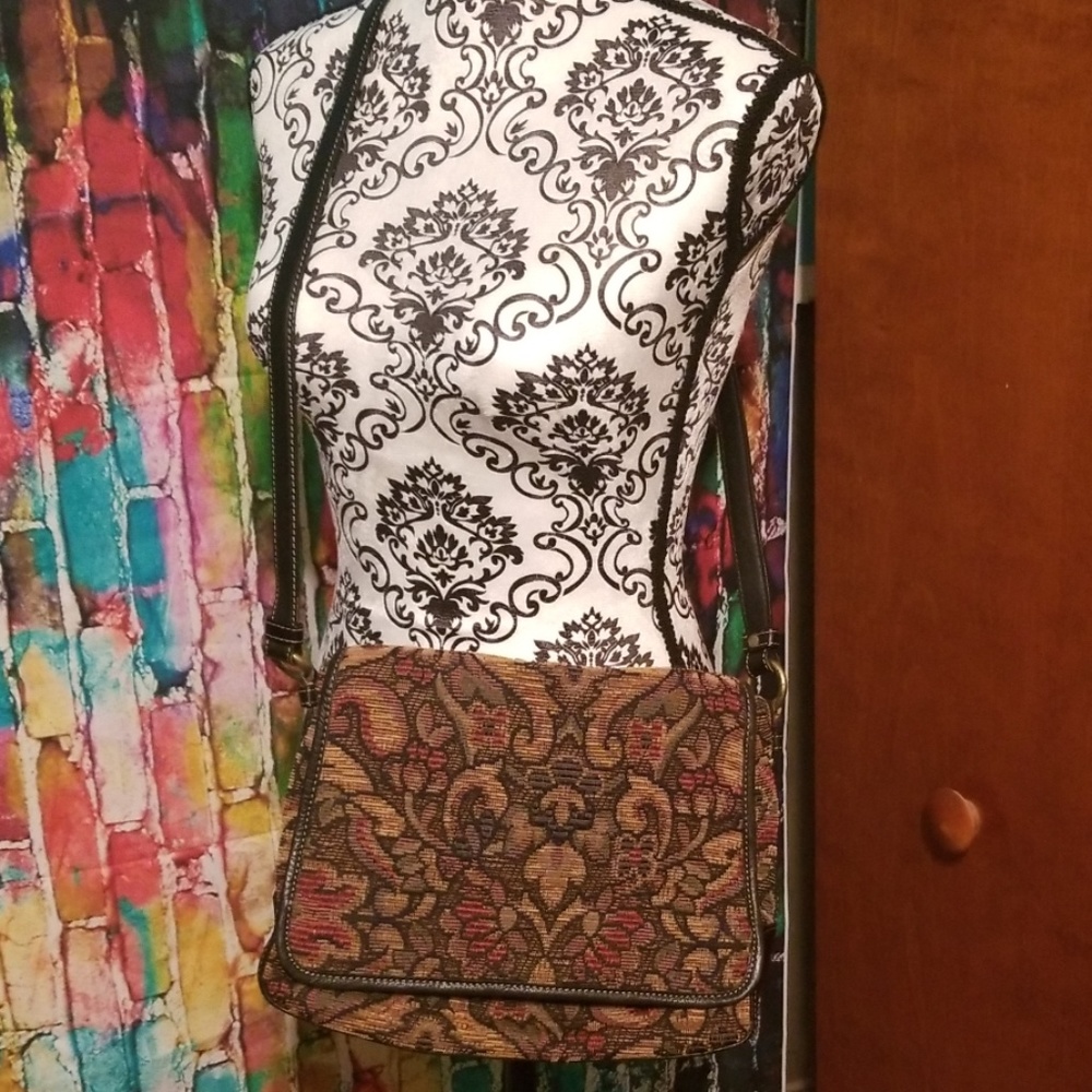 Fossil purse